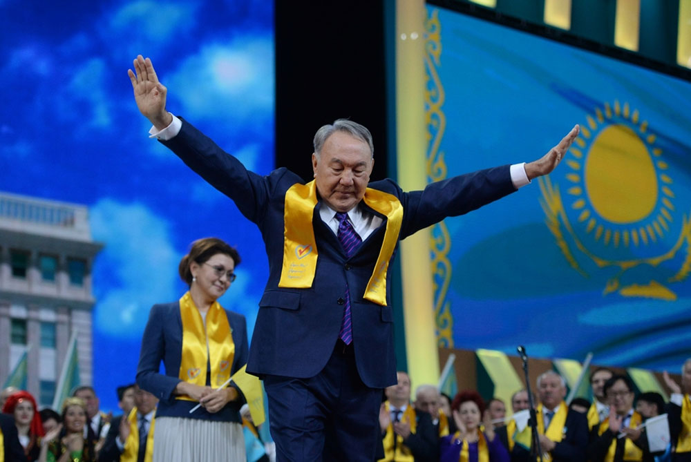 Казахстан у ролі посередника: навіщо це потрібно Назарбаєву?