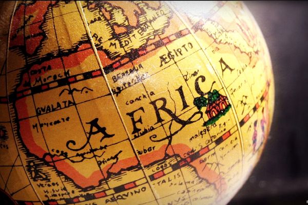 Російський північно-африканський гамбіт
